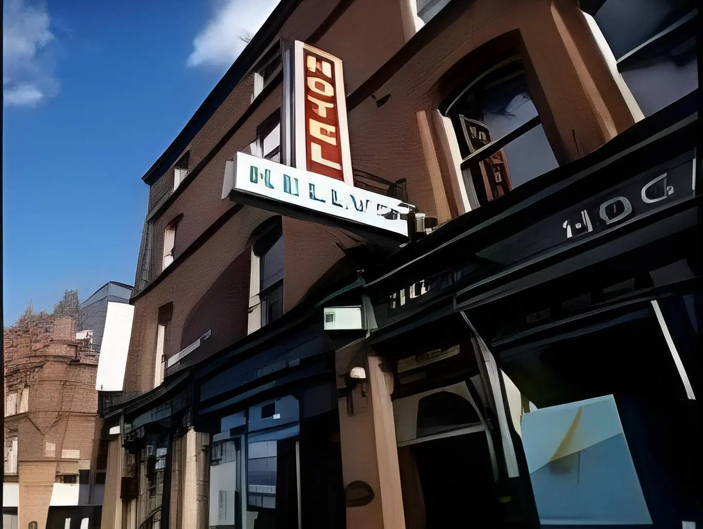 Kelly's EXTERIOR
