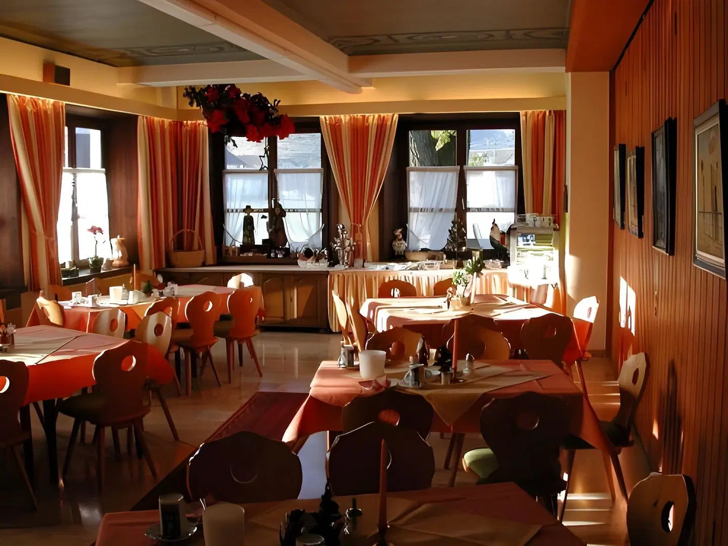 Waltraud Restaurant