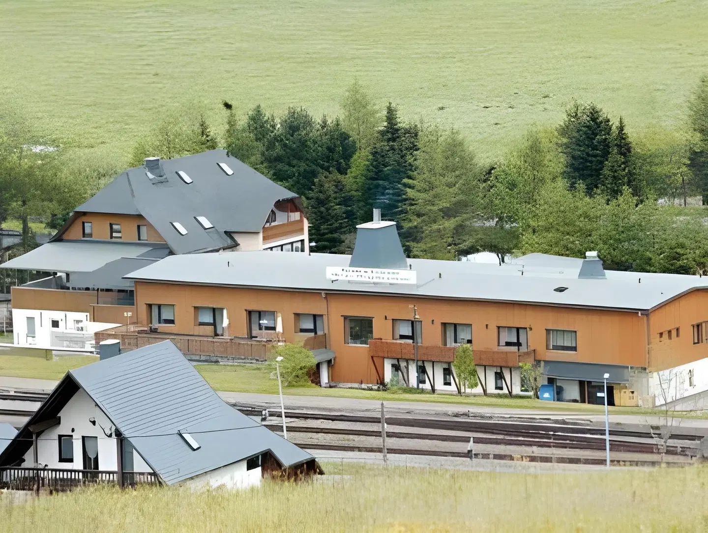 An der Erzgebirgsbahn EXTERIOR