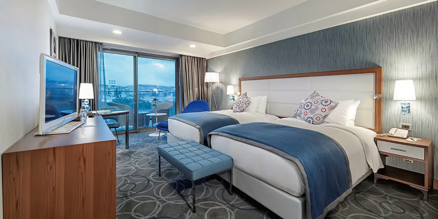 Double Tree by Hilton Kusadasi ROOM_EXAMPLE