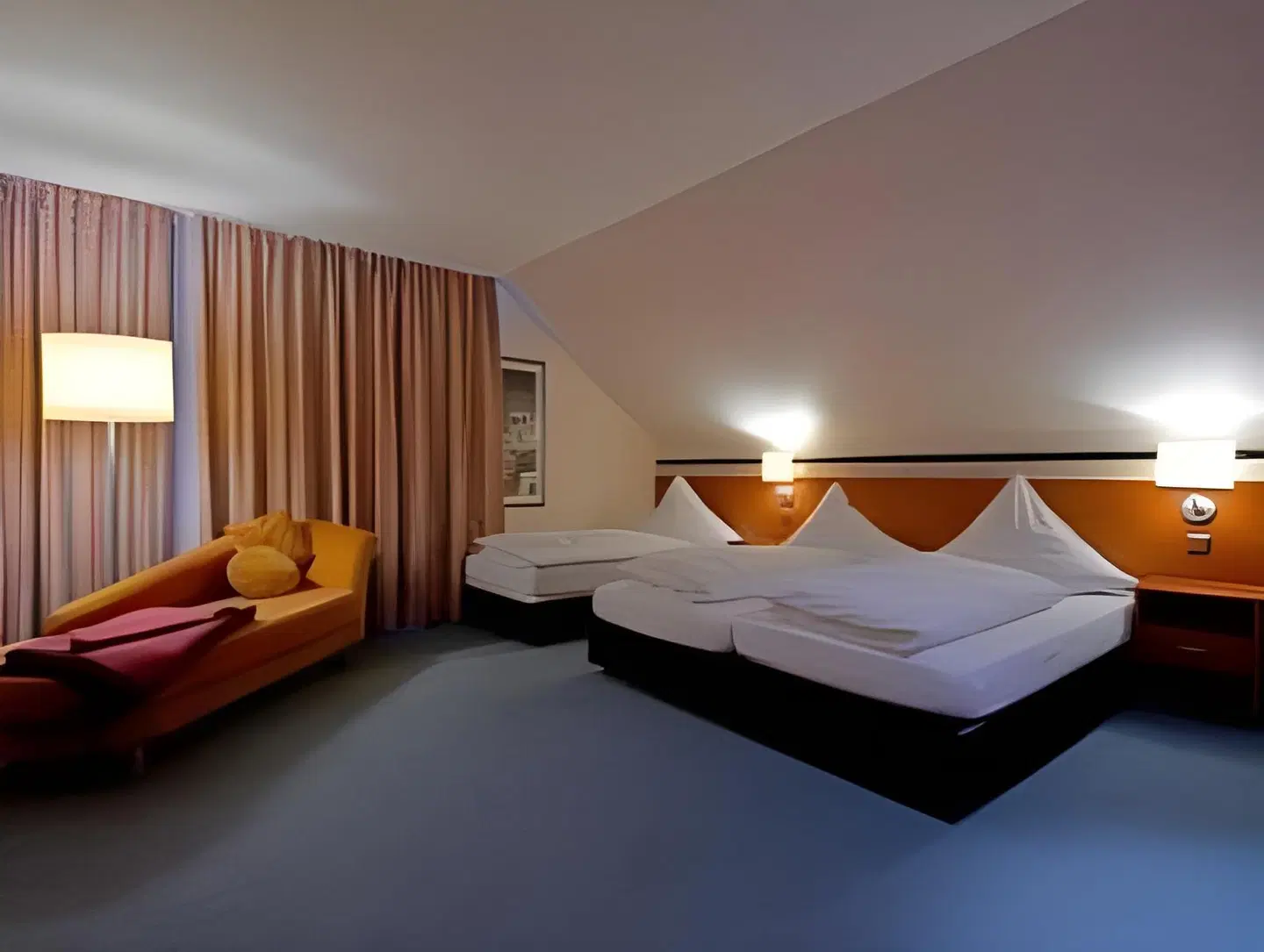 Fricke ROOM_EXAMPLE