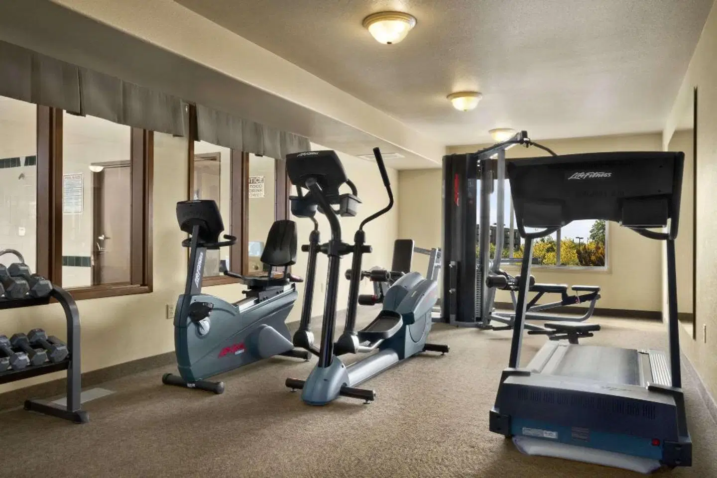 Super 8 by Wyndham Fort St. John BC SPORTS_AND_LEISURE