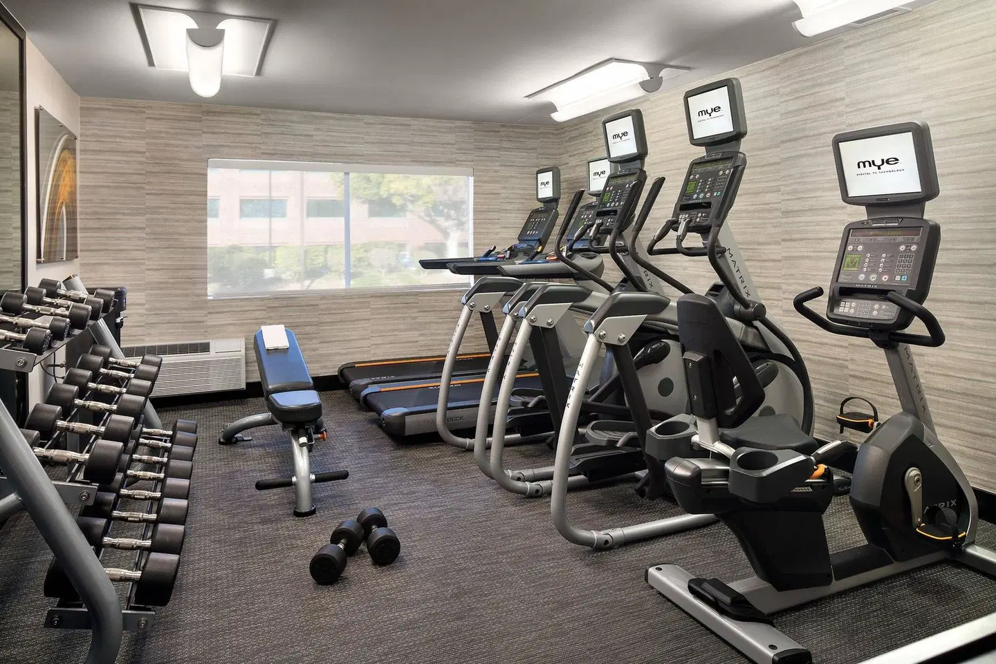 Courtyard by Marriott San Diego Sorrento Valley SPORTS_AND_LEISURE