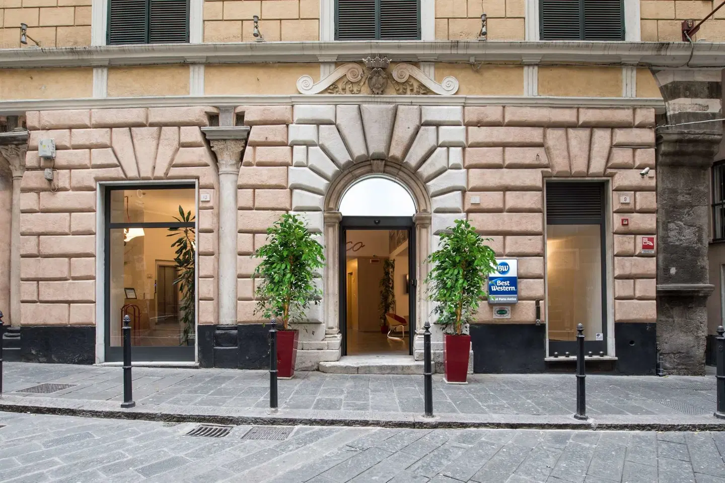 Best Western Porto Antico EXTERIOR