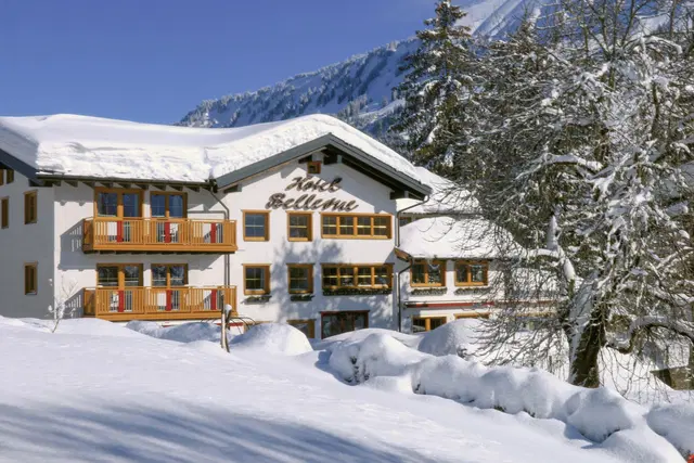 Bellevue EXTERIOR
