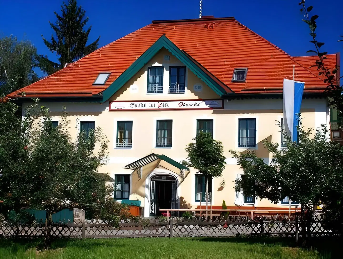 Zur Post EXTERIOR