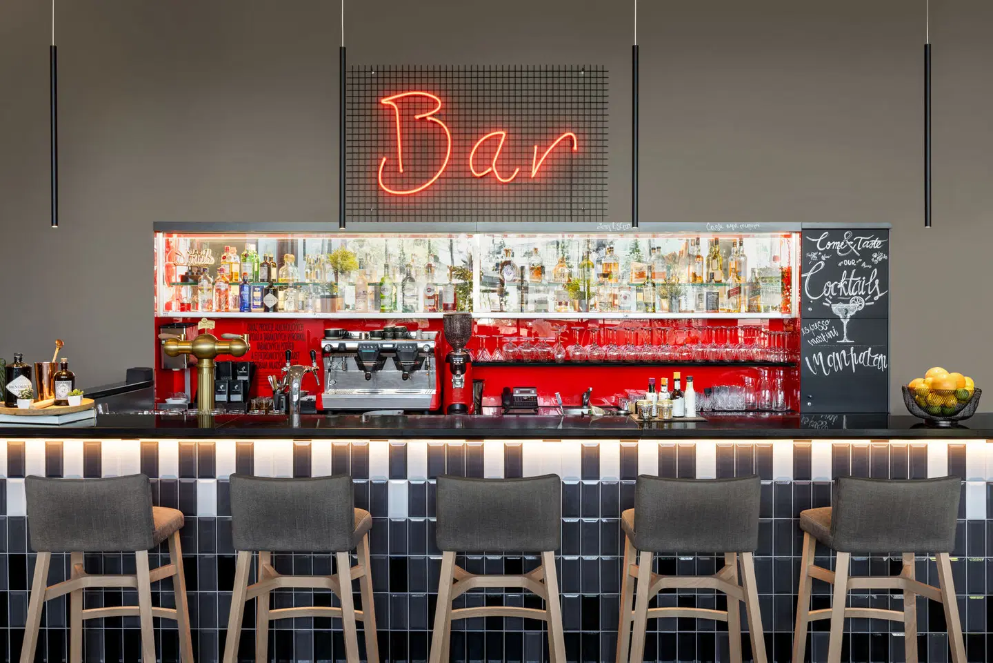 Vienna House Easy Pilsen Bar