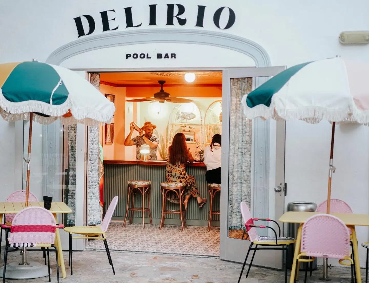 Viajero Miami Bar