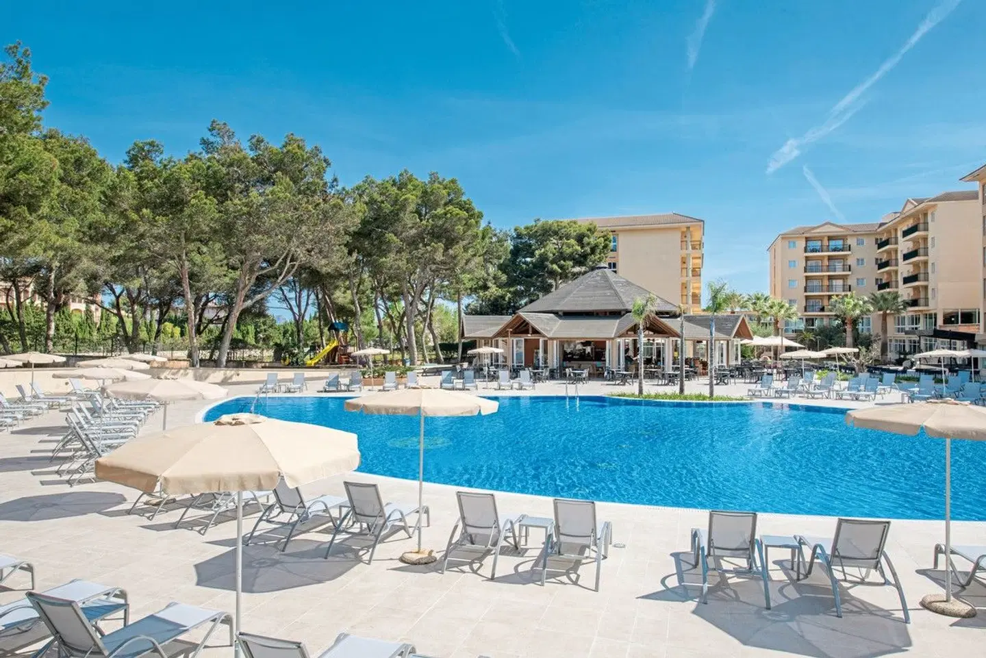 Ca'n Picafort Palace OUTDOOR_POOL