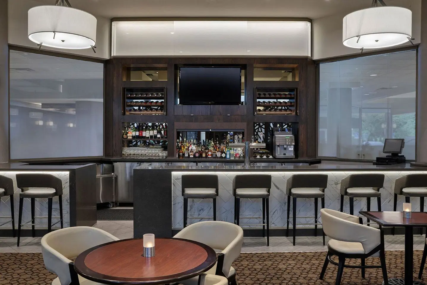 Sheraton Vancouver Guildford Hotel Bar