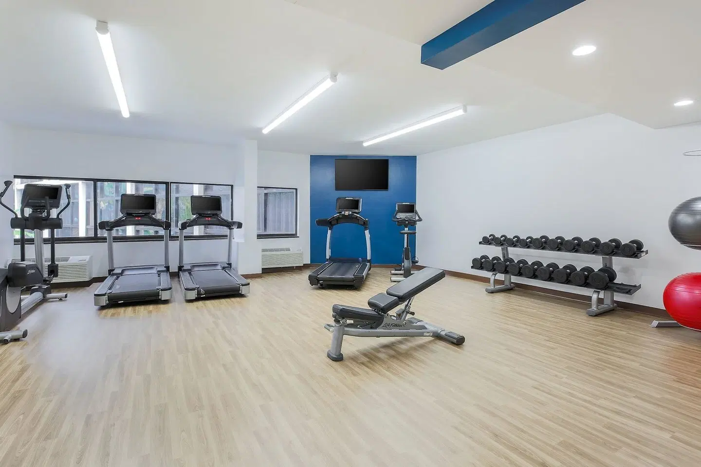 Four Points by Sheraton San Diego SPORTS_AND_LEISURE
