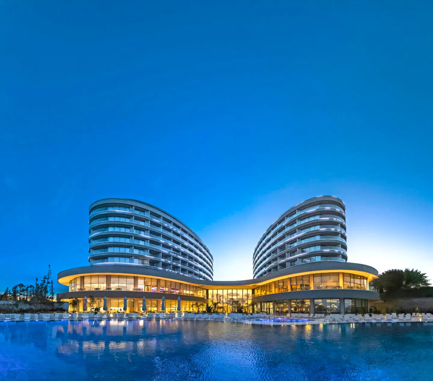 Beks Premium Resort & Spa OUTDOOR_POOL
