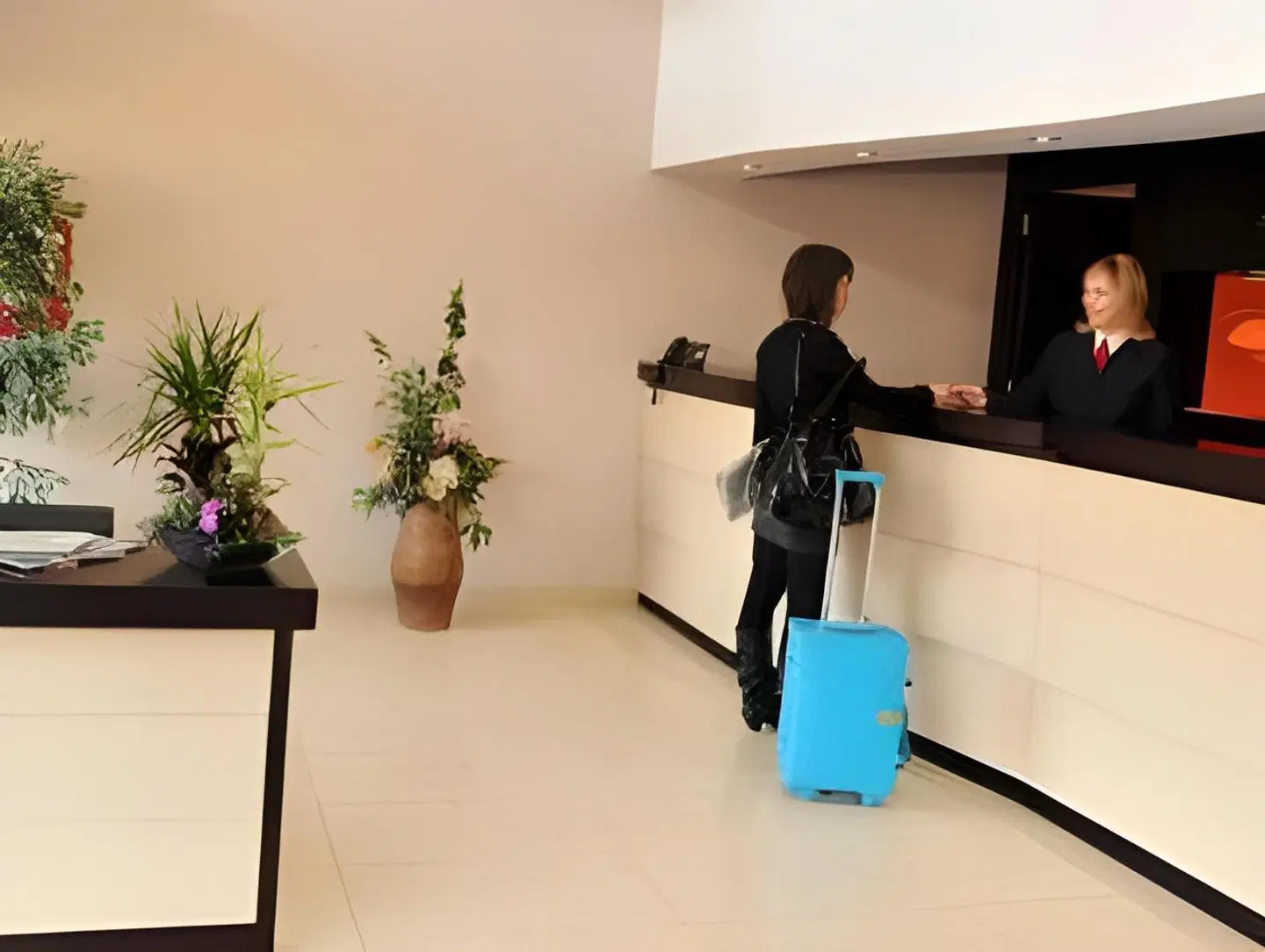 Cavour LOUNGE_LOBBY