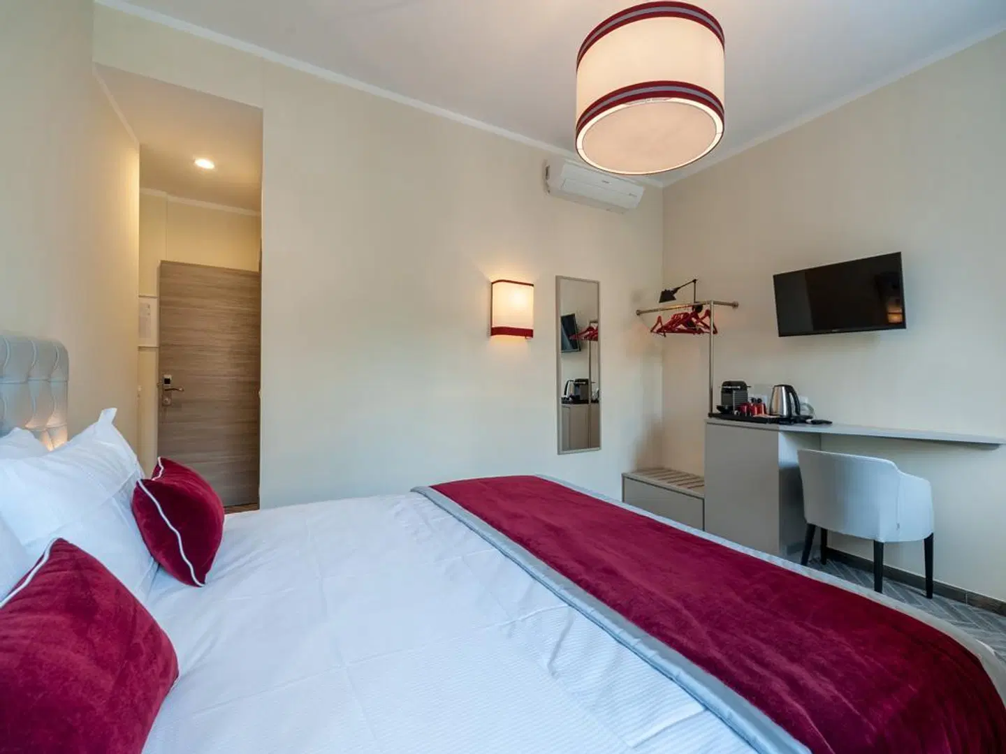 Foro Romano Luxury Suites ROOM_EXAMPLE