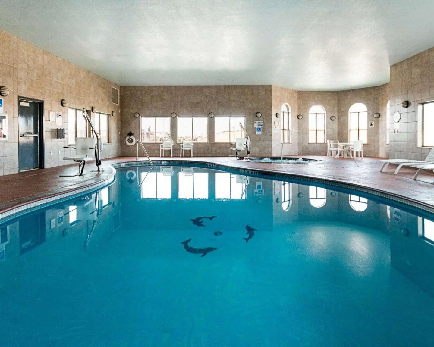 Comfort Inn & Suites Hallenbad