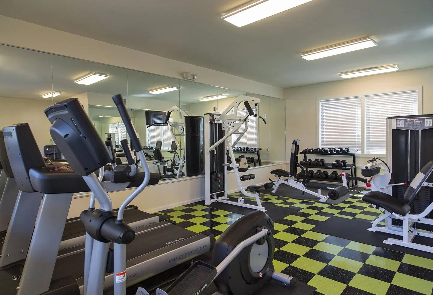 Lone Star Court SPORTS_AND_LEISURE