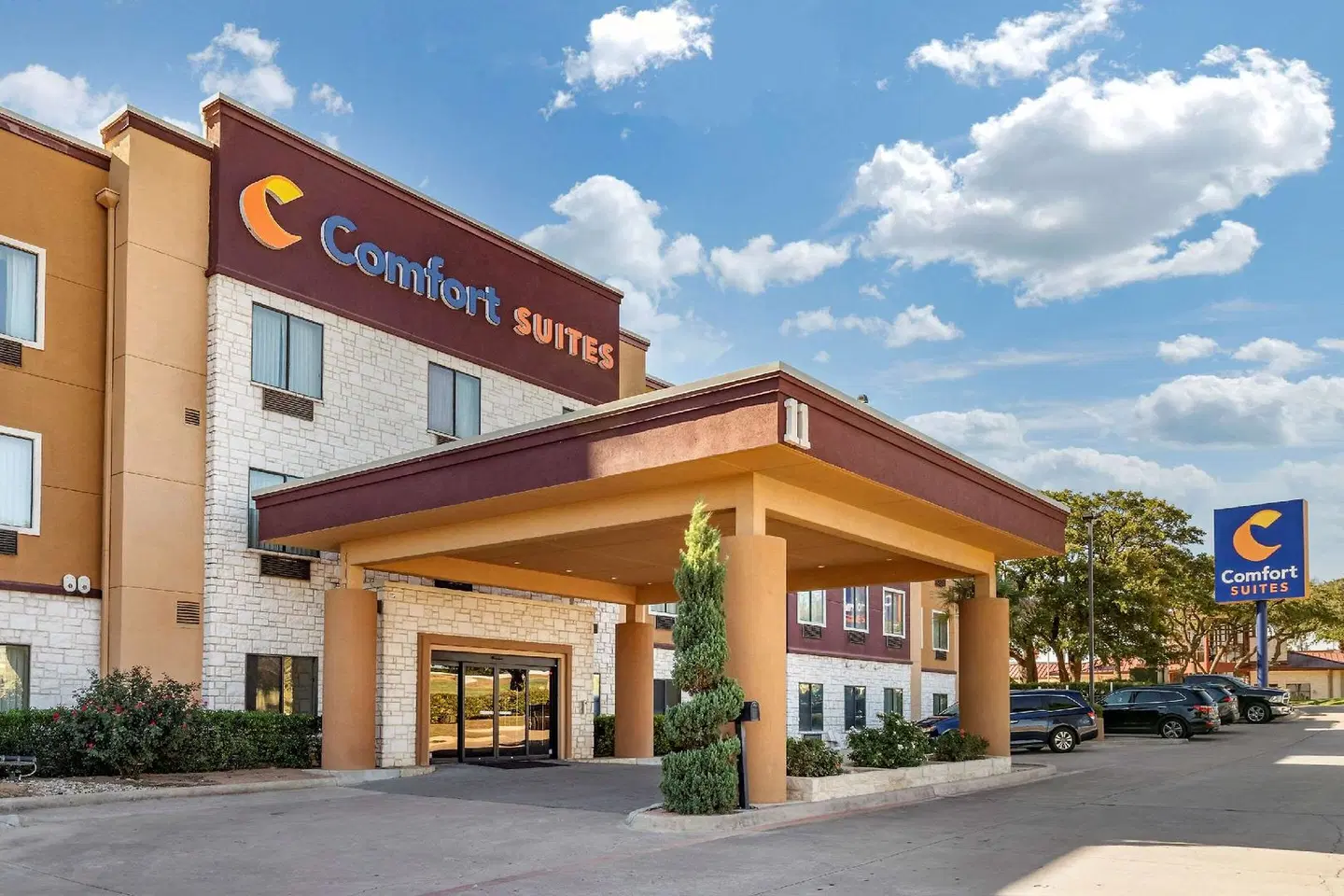 Comfort Suites Georgetown EXTERIOR
