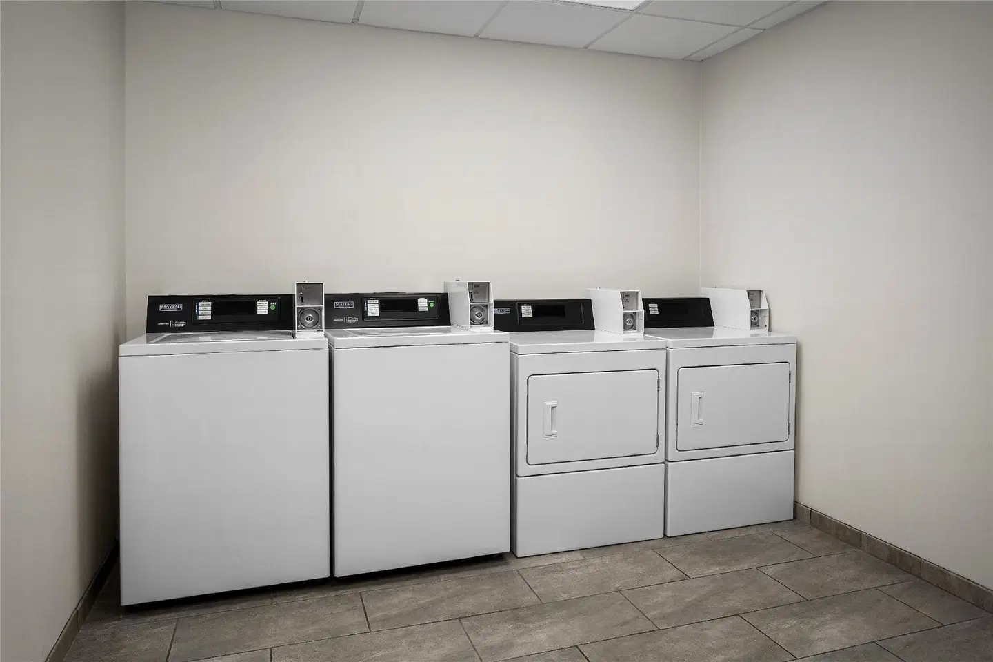 Hampton Inn Butte ROOM_EXAMPLE