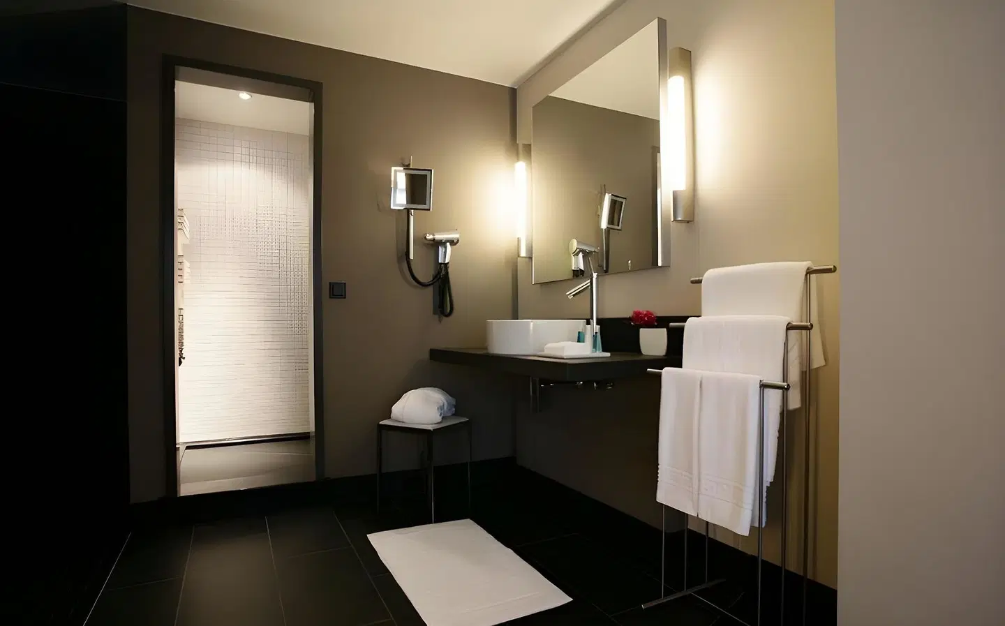 Hotel Boston Hamburg Badezimmer