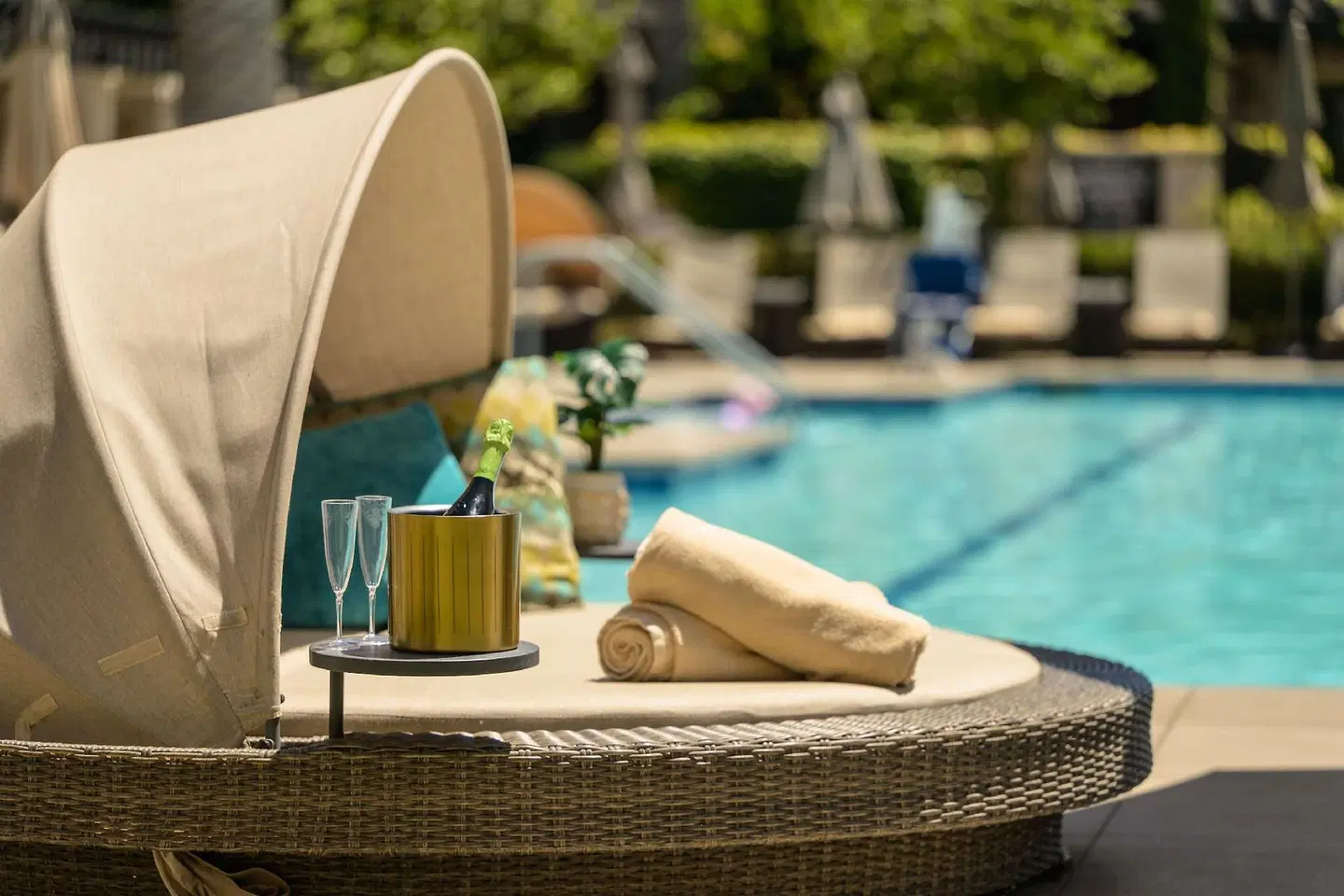 Vista Collina Resort OUTDOOR_POOL