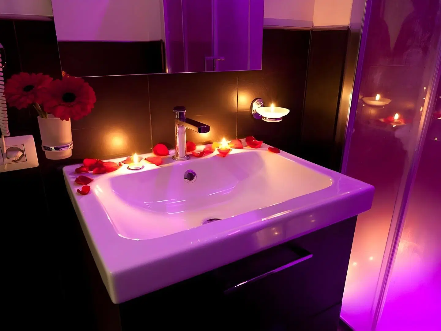 Chroma Italy Hotels - Chroma Exy HEALTH_BEAUTY