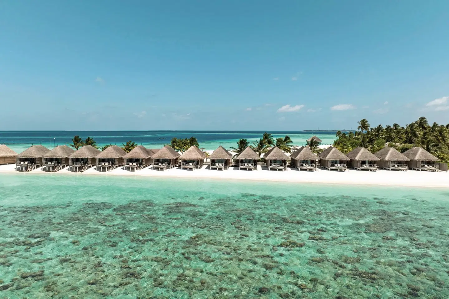 Constance Moofushi Maldives Strand