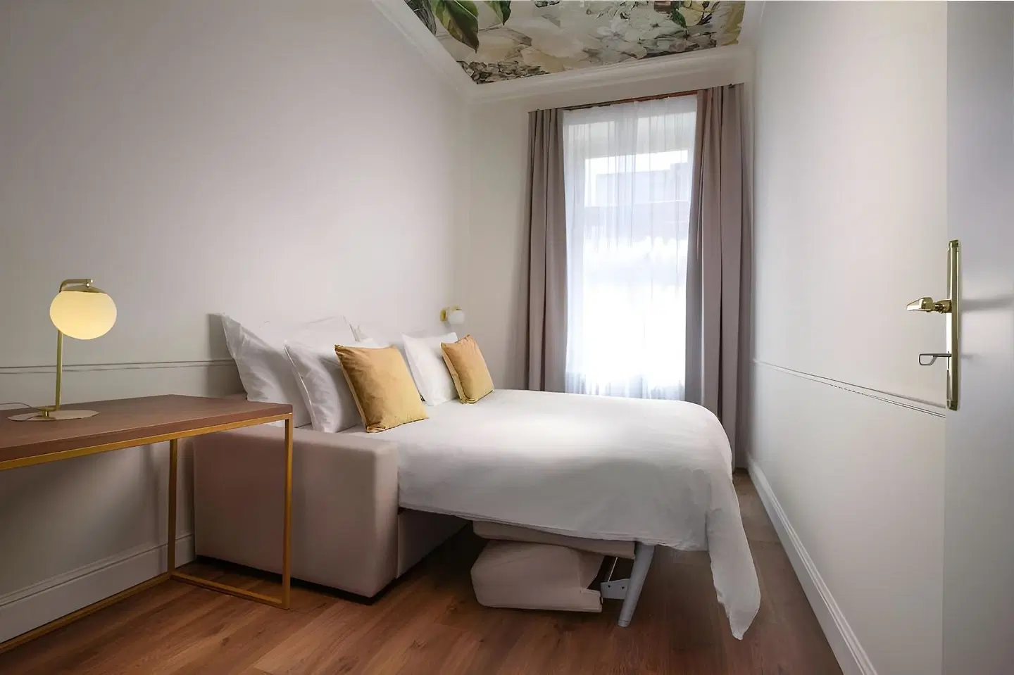 OREA Place Seno ROOM_EXAMPLE