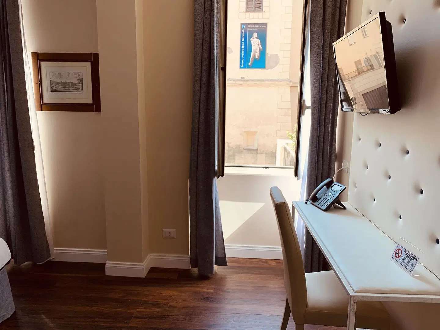 7 Bells House ROOM_EXAMPLE