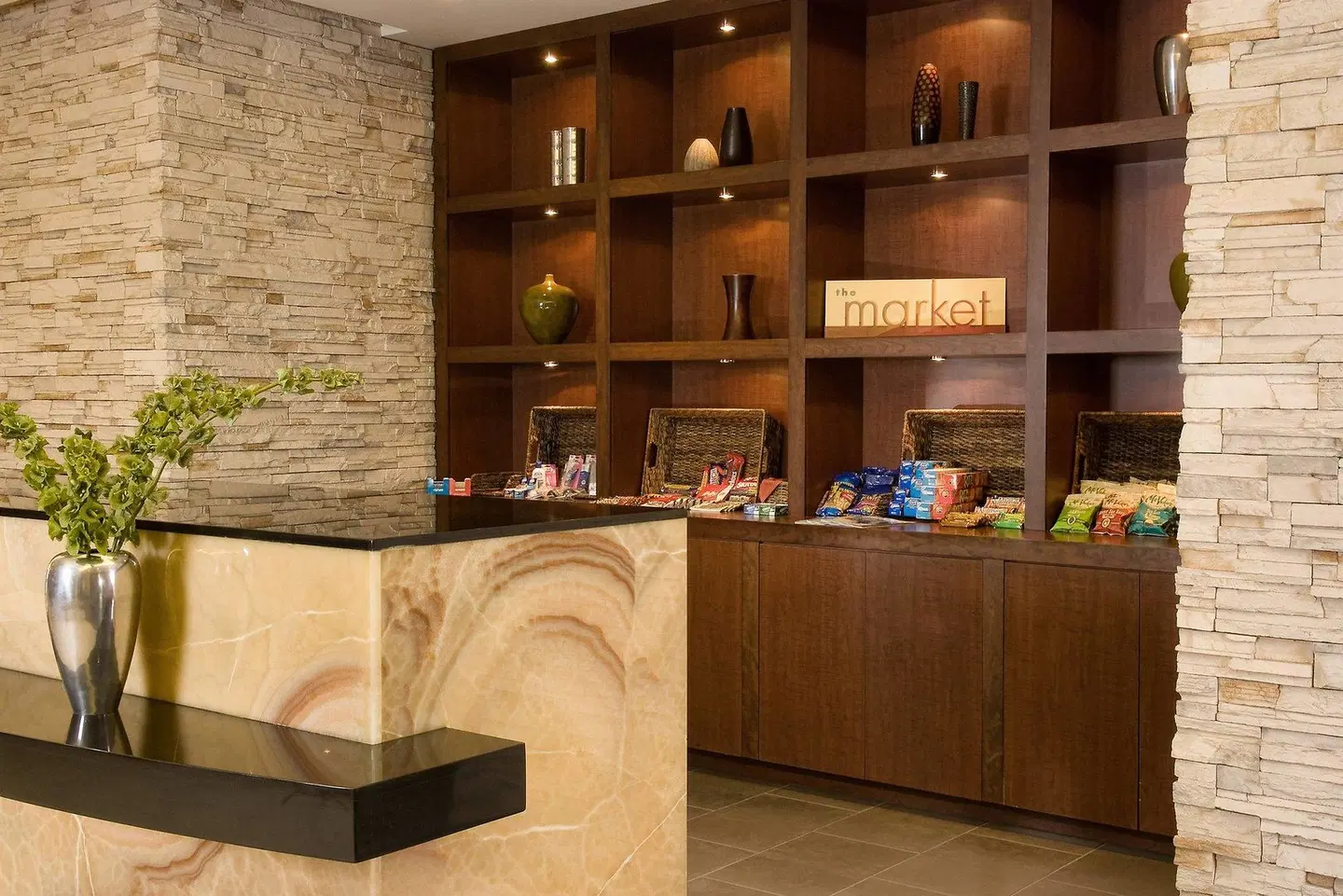 Courtyard by Marriott Los Angeles Sherman Oaks LOUNGE_LOBBY