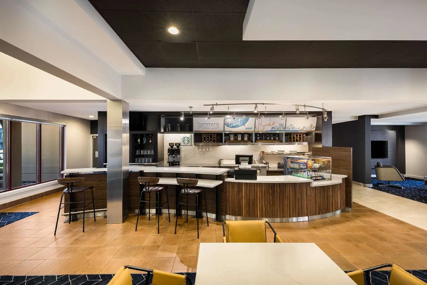 Sonesta Select San Jose Airport Bar
