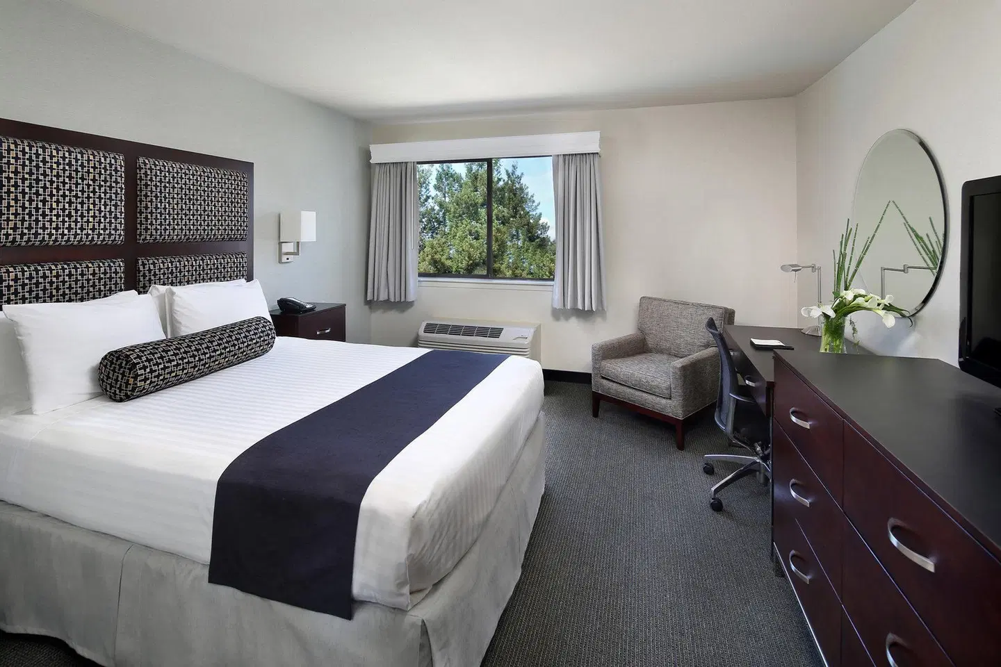 Maple Tree Inn ROOM_EXAMPLE