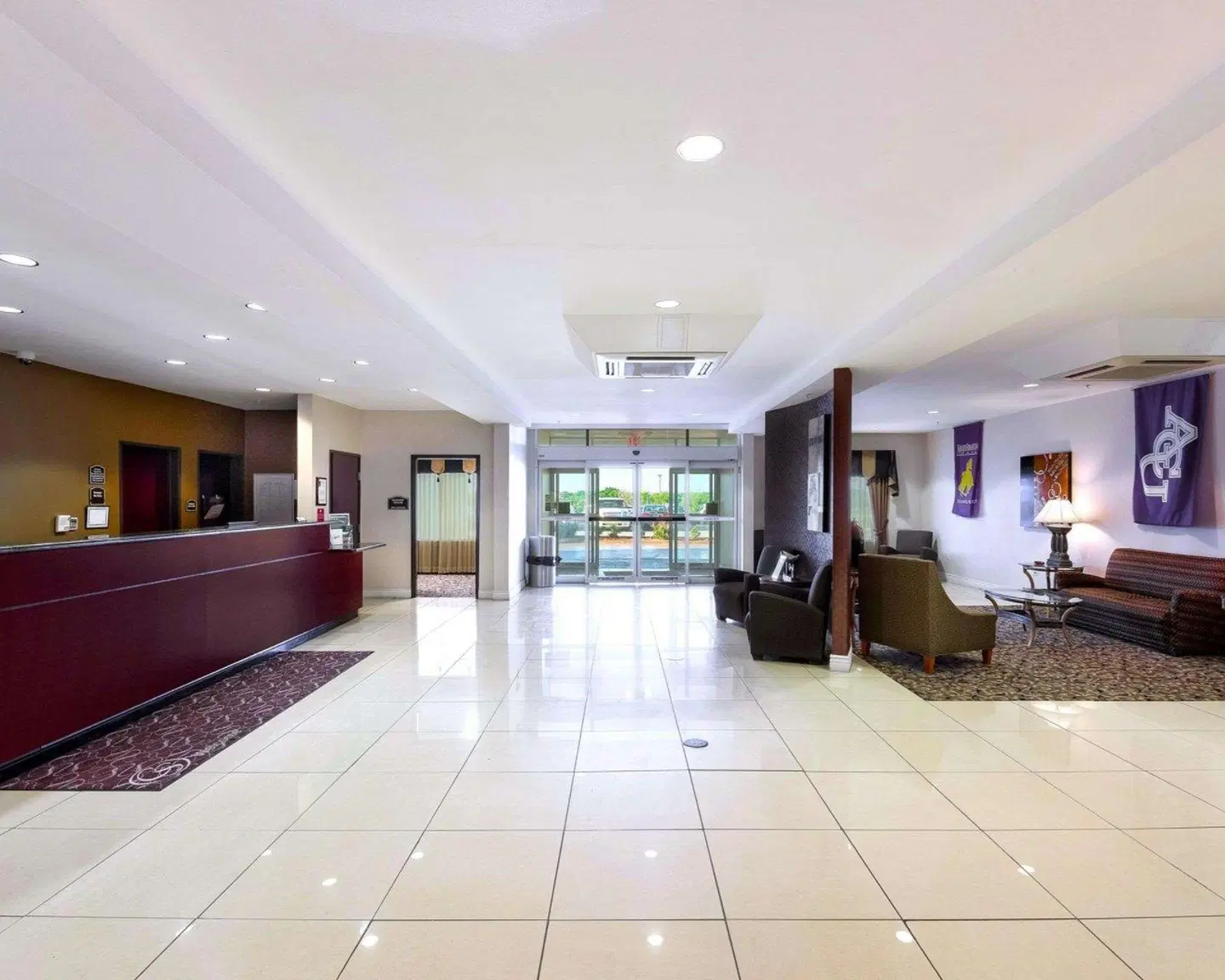 Comfort Suites University LOUNGE_LOBBY