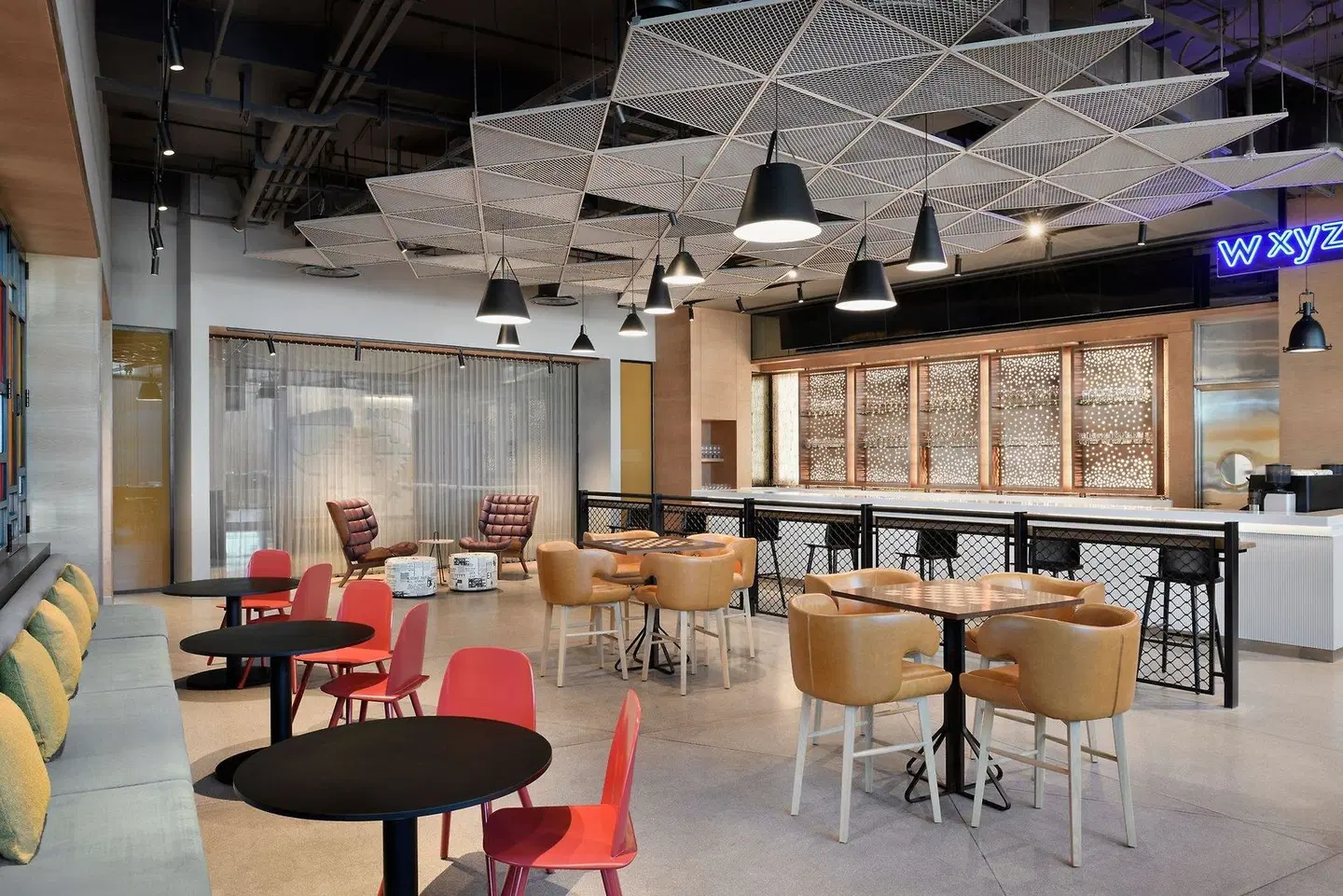 Aloft Muscat Bar