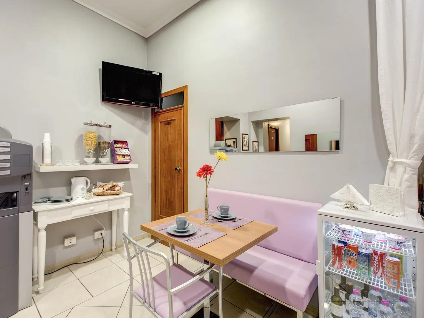 Alius ROOM_EXAMPLE