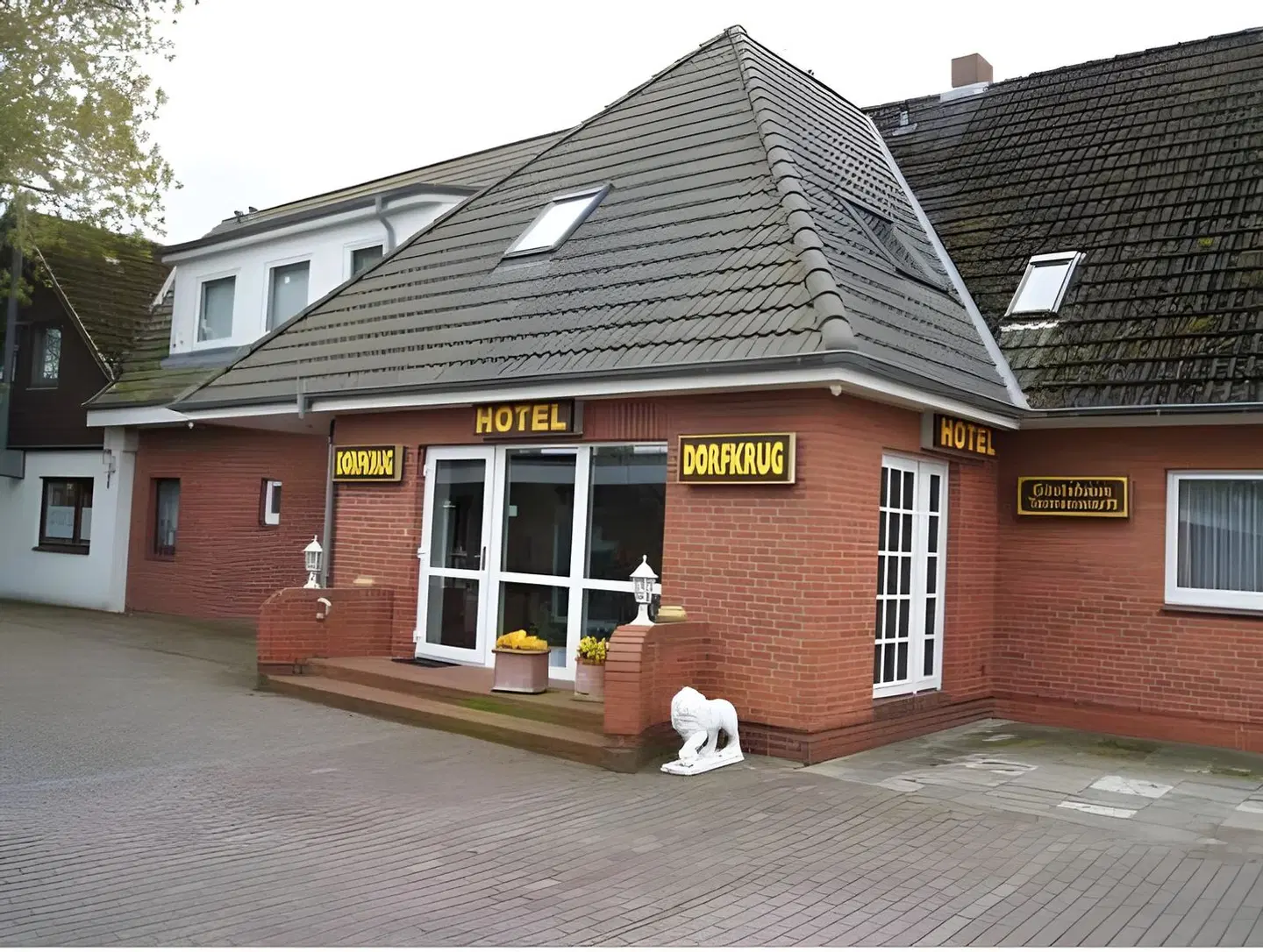 Hotel Dorfkrug Büsum EXTERIOR