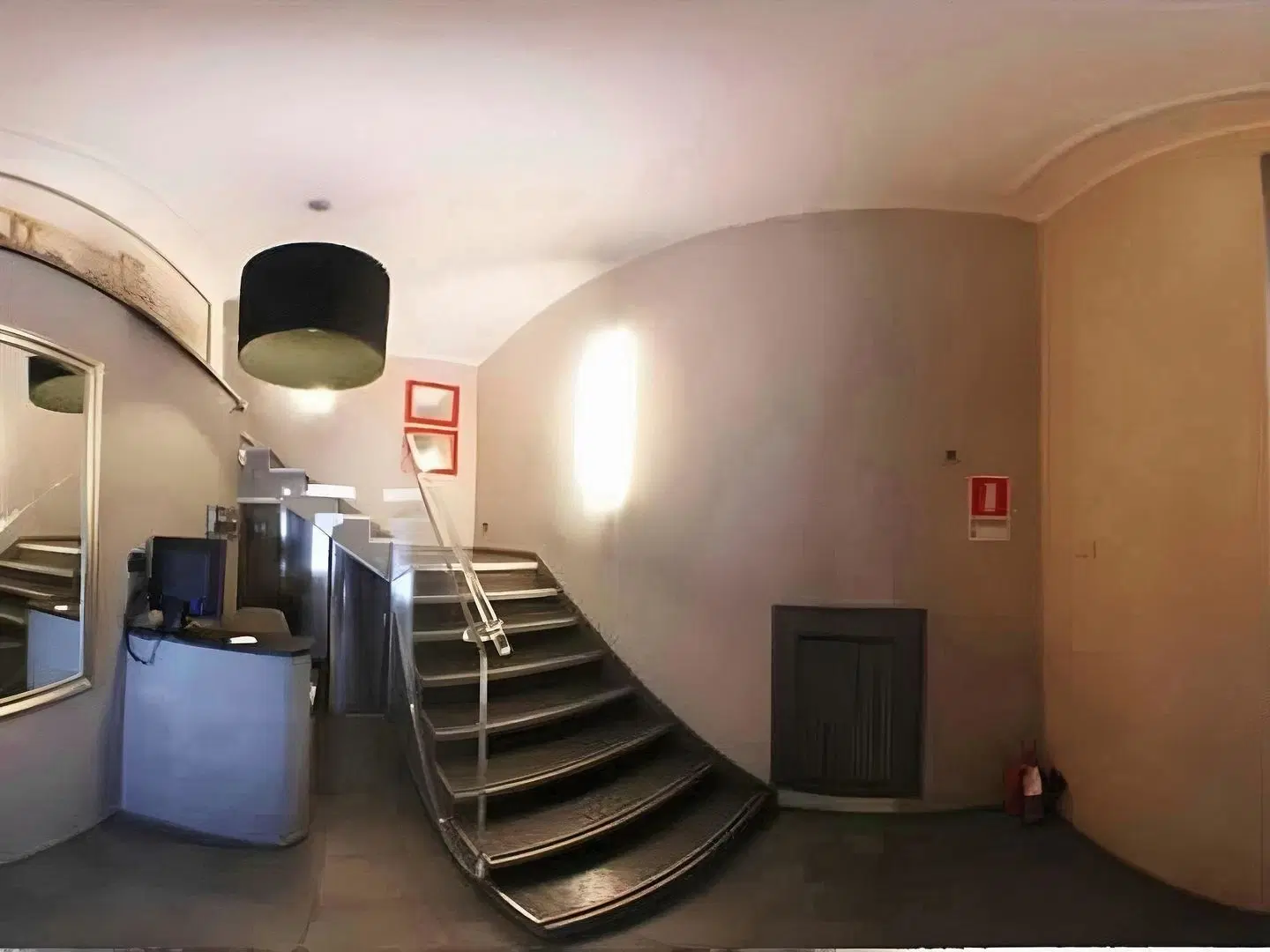 Flavio ROOM_EXAMPLE