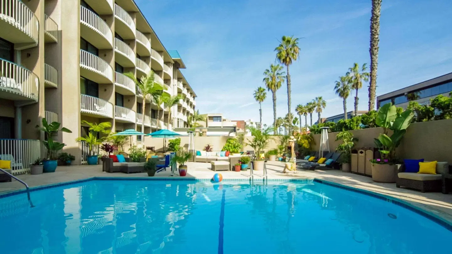 Best Western PLUS Inn by the Sea OUTDOOR_POOL