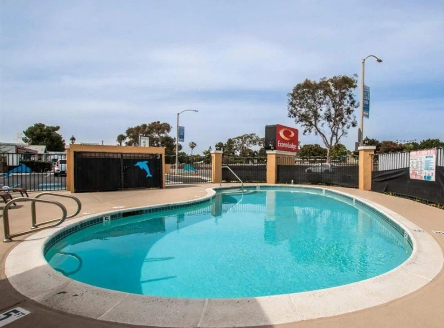 Brisa Pacifica Hotel Encinitas OUTDOOR_POOL