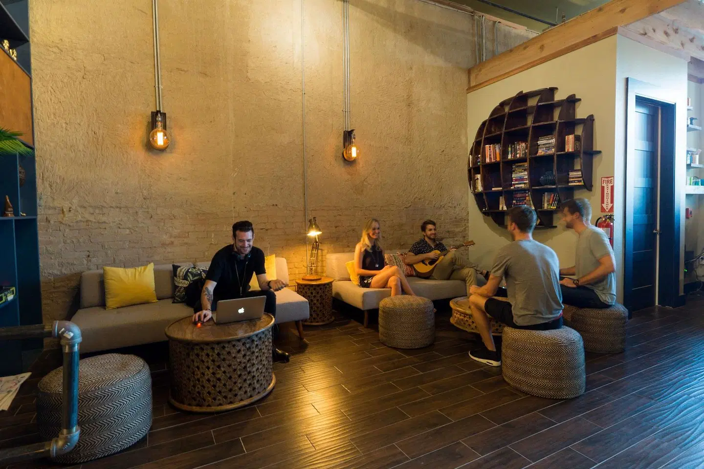 Deep Ellum Hostel LOUNGE_LOBBY