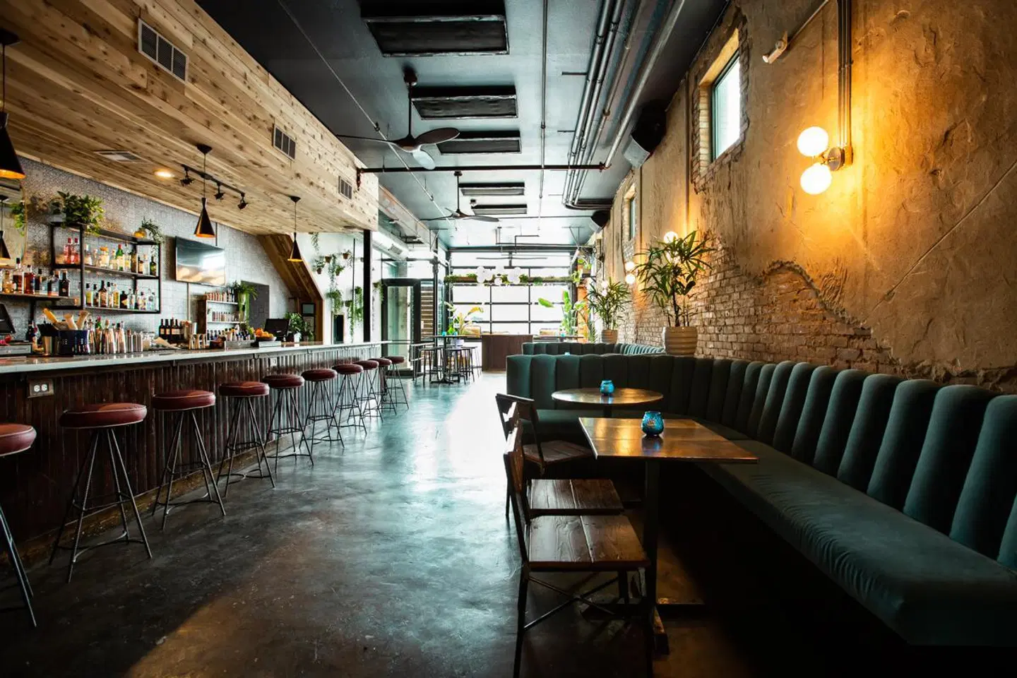 Deep Ellum Hostel Bar