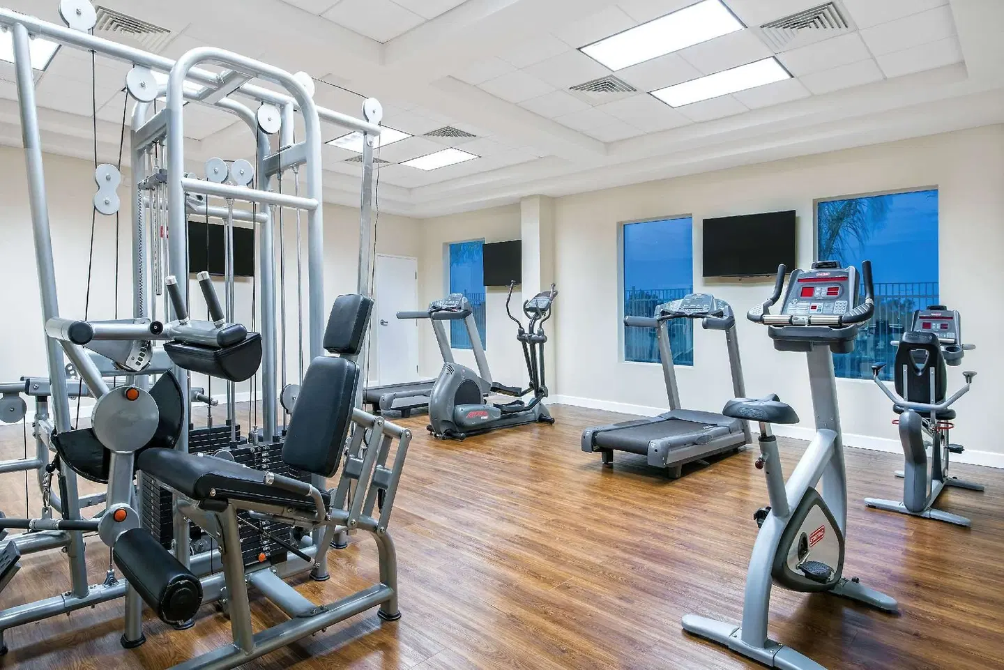 Hawthorn Suites by Wyndham McAllen SPORTS_AND_LEISURE