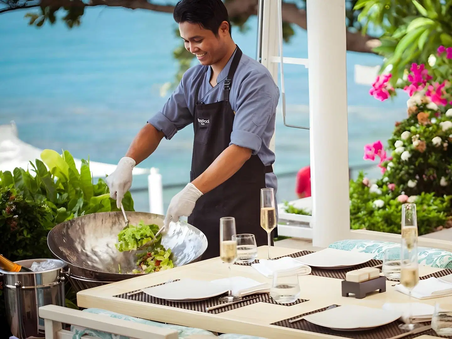 Kanda Residences Samui PEOPLE