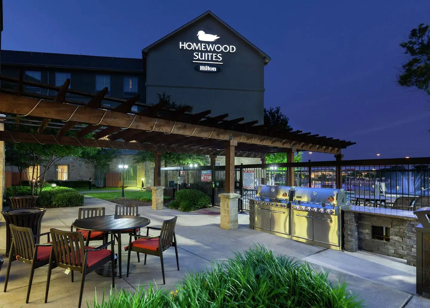 Homewood Suites by Hilton Waco Bar