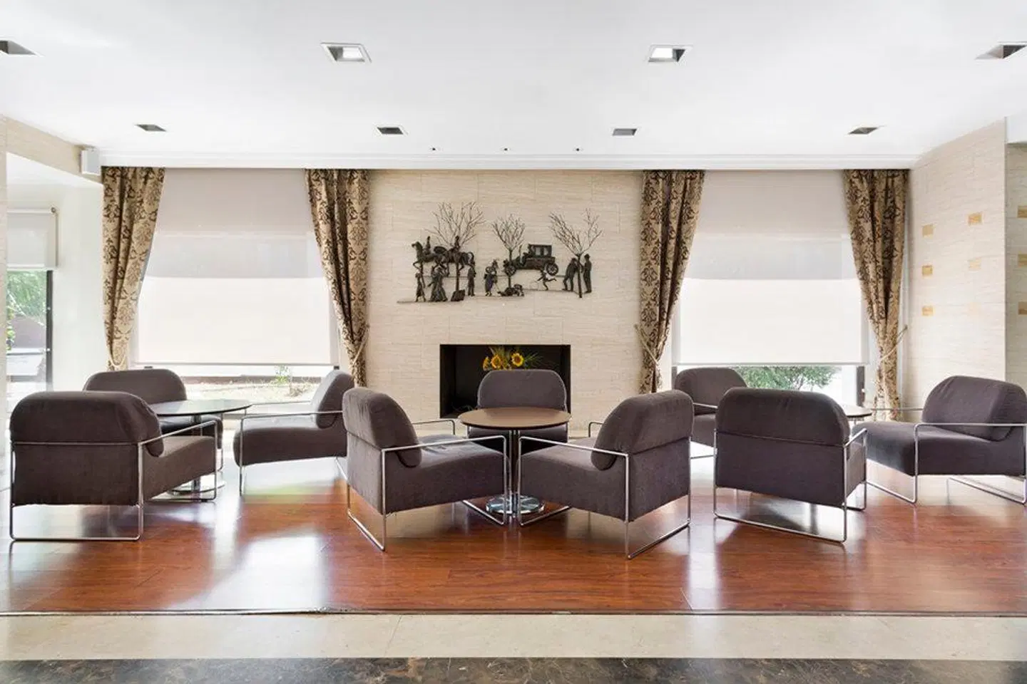 Osuna LOUNGE_LOBBY