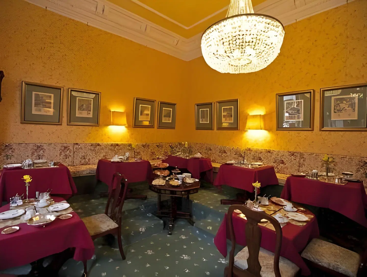 Mittelweg Restaurant