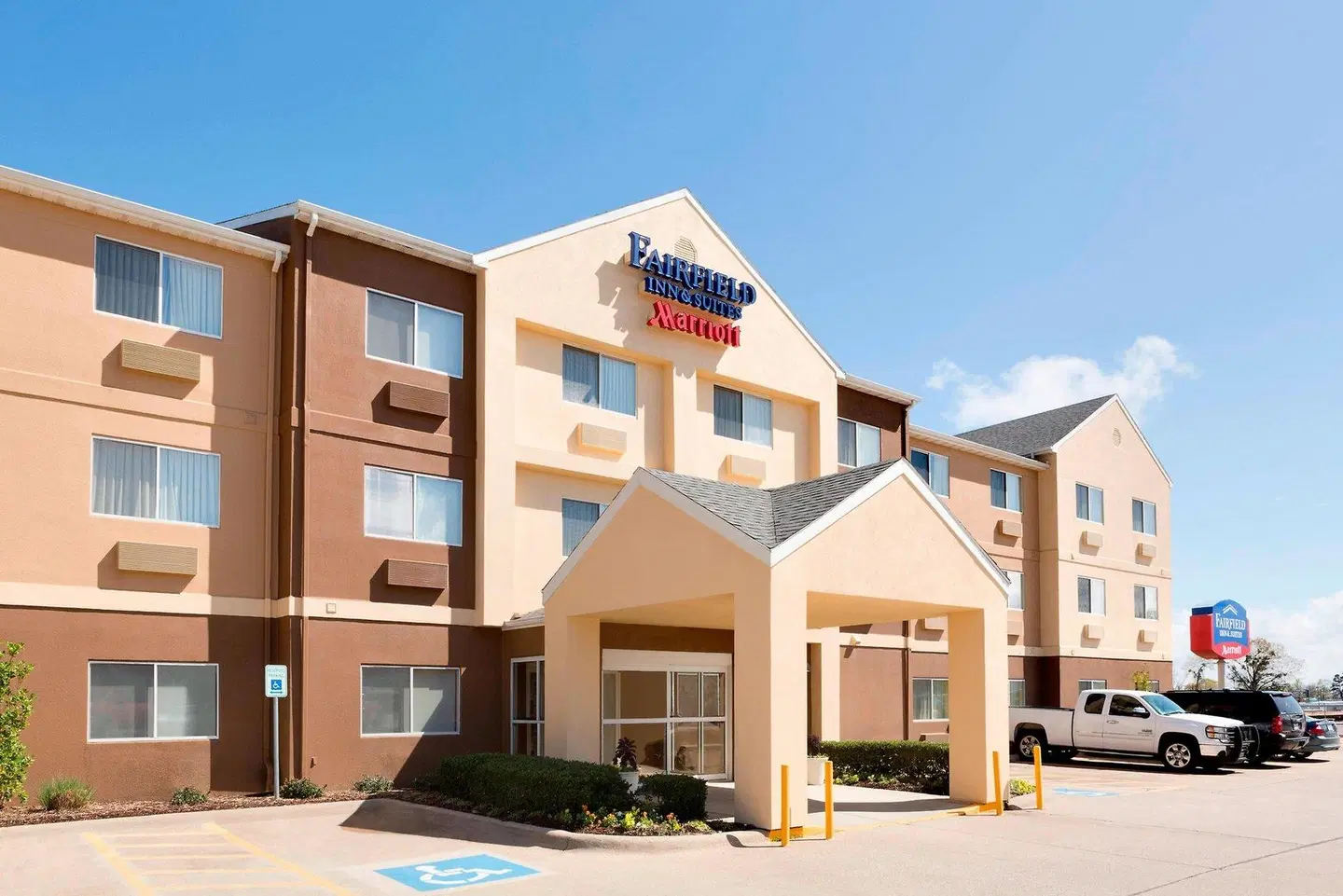 Fairfield Inn & Suites by Marriott Tyler EXTERIOR