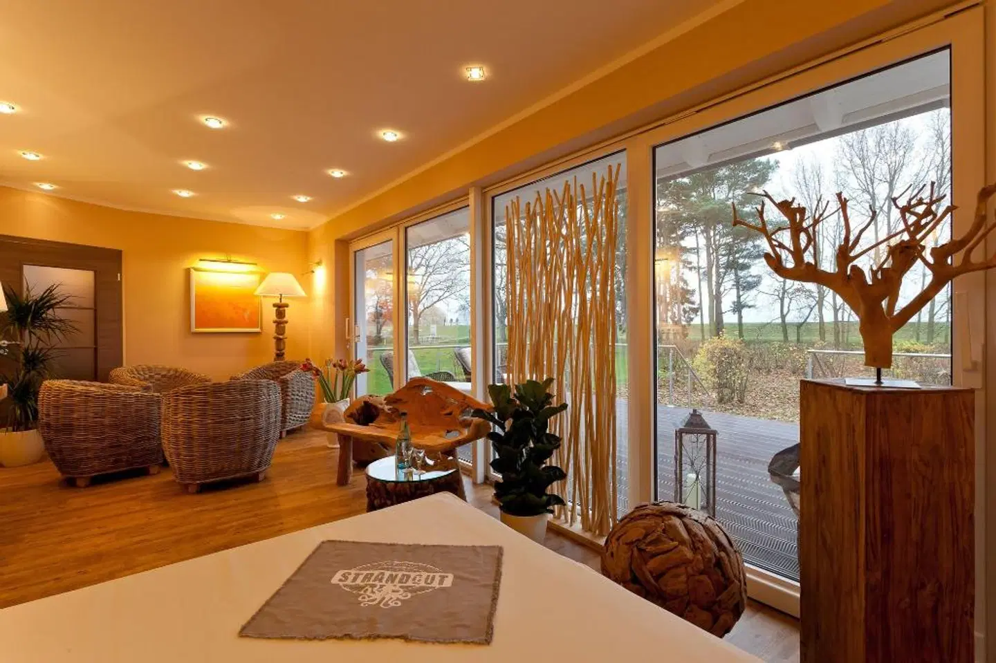 Marks ROOM_EXAMPLE