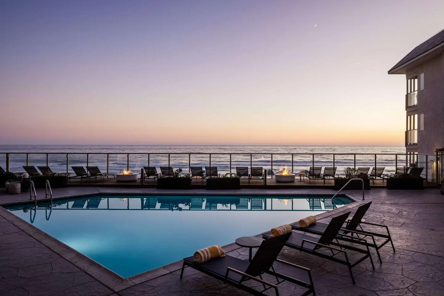 Beach Terrace Inn OUTDOOR_POOL