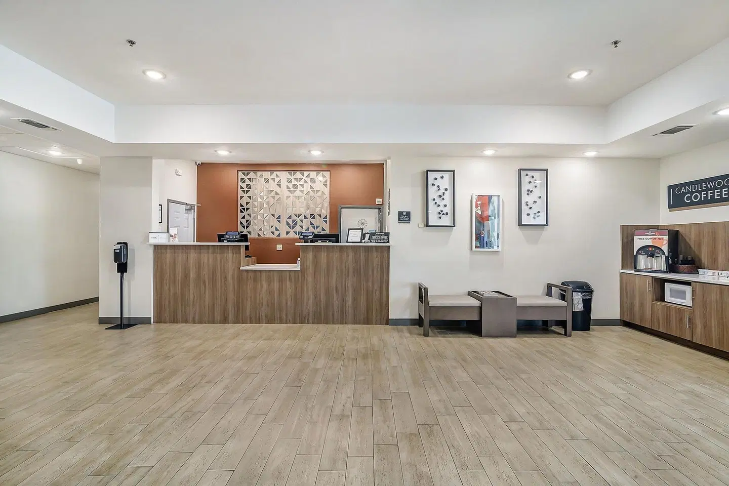 Candlewood Suites Longview by IHG LOUNGE_LOBBY