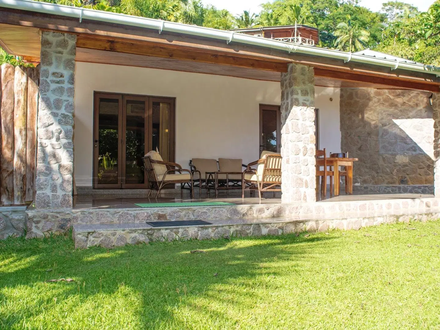 Anse Soleil Resort EXTERIOR